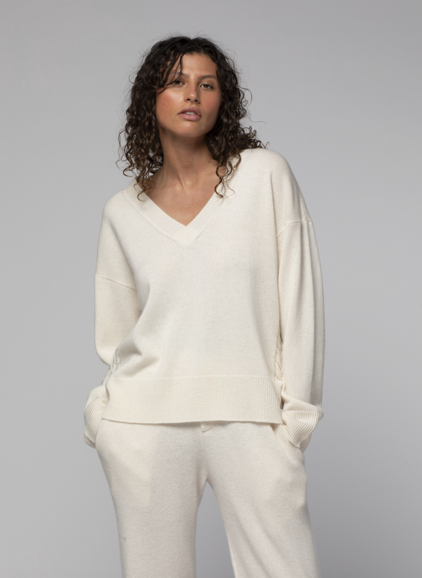 PULL COL V ML AVEC TORSADES - MAX&MOI